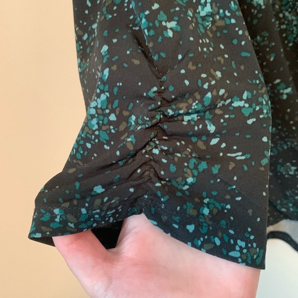 41 Hawthorn Mock Wrap 3/4 Sleeve Black & Green Blouse Size XL - Picture 4 of 6